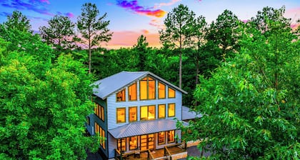 Fun Hideaway! Playset, Pool Tbl, Foosball, Hot Tub