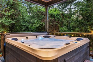 Bañera de hidromasaje exterior