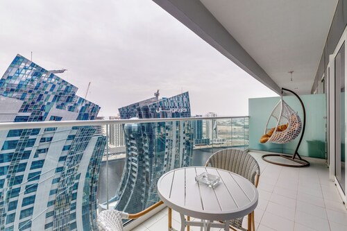 GLOBALSTAY. DAMAC Majestine Apartments