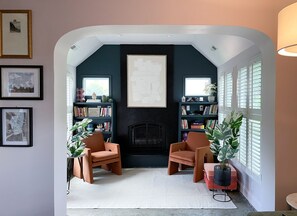 المنشأة من الداخل