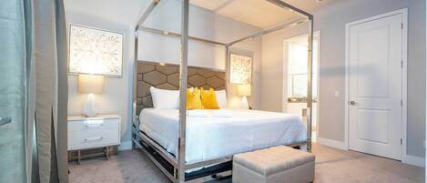 3 dormitorios, tabla de planchar con plancha, Internet y ropa de cama