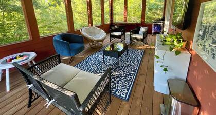 Cozy 1-bedroom Cottage in Oxford just 12 minutes to Ole Miss Campus