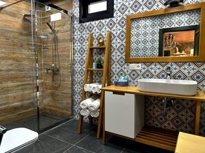 Shower, hair dryer, heated floors, towels - Runaway House - Qalaciq (Ismailli)