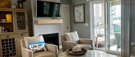 Smart-TV, peis, kontorer og printere