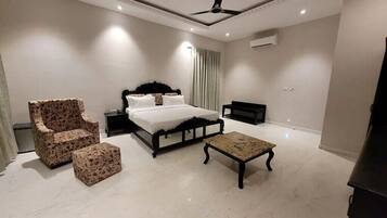 9 Schlafzimmer, WLAN, Bettwäsche