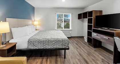 WoodSpring Suites Beaverton - Portland West