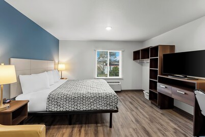 WoodSpring Suites Beaverton - Portland West