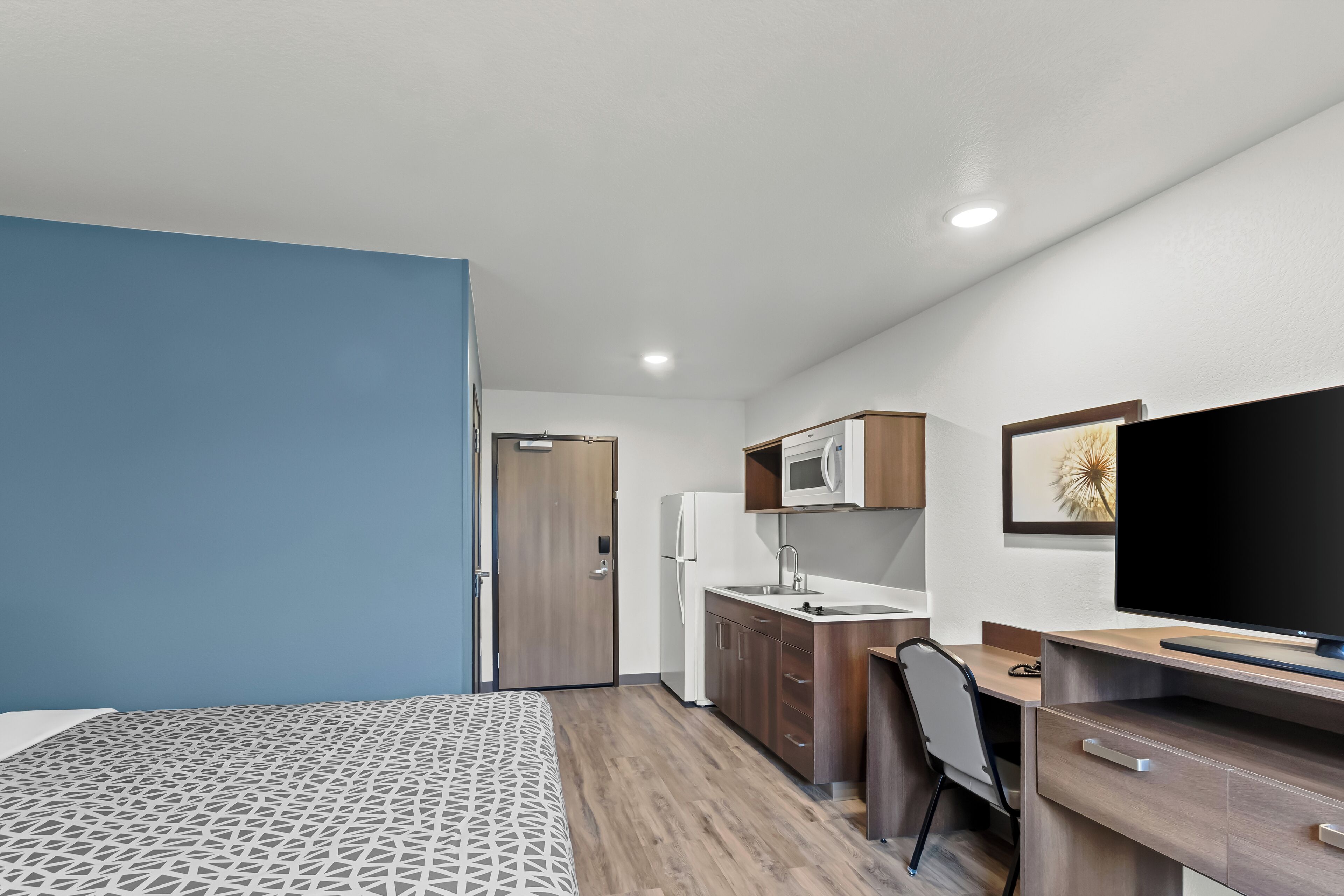 Suite, 1 Queen Bed, Non Smoking