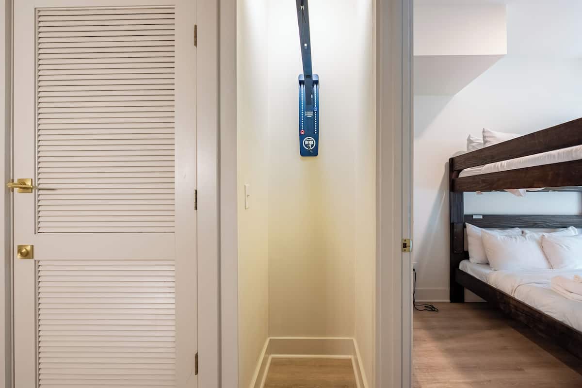 4 Bedrooms Bachelor Suite | Individuell dekoriert, individuell eingerichtet