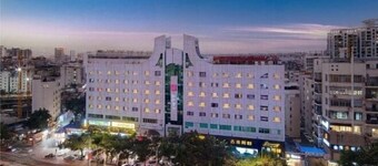 Yiwei Hotel (Nanning Neijie Dongge Road Subway Station Branch)