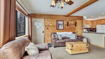 Smart TV, fireplace, video games, DVD player