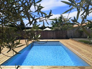 Piscine extérieure, piscine chauffée