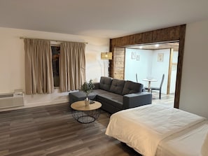 Comfort Studio | Living area