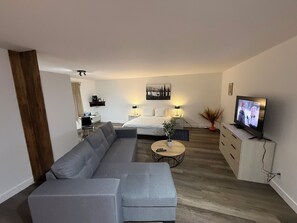 Comfort Studio | Egyptian cotton sheets, premium bedding, down comforters - Hôtel saint-côme (Saint-Côme)