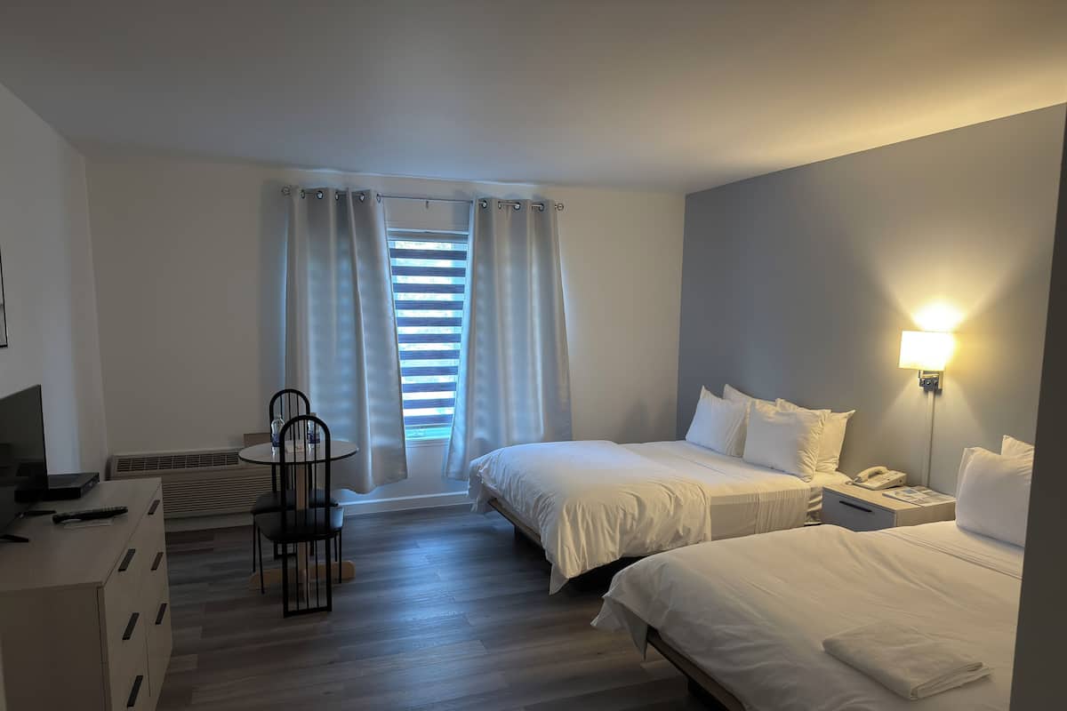 Habitació Comfort, no fumadors | 1 dormitori, llençols de cotó egipci i roba de llit d'alta qualitat