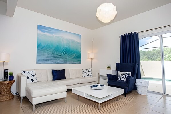 TV - Cozy 3BR house affordable at Bella Vida Resort (Kissimmee)