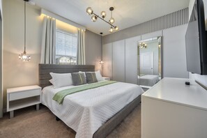 5 dormitorios, tabla de planchar con plancha, wifi y ropa de cama