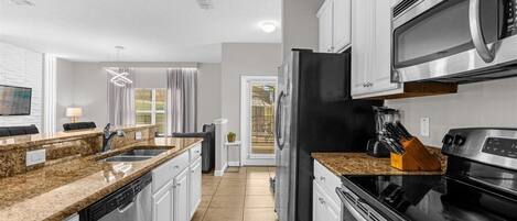 Microwave, oven, dishwasher, coffee/tea maker