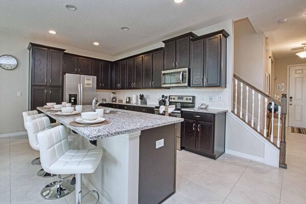 Fridge, microwave, oven, dishwasher