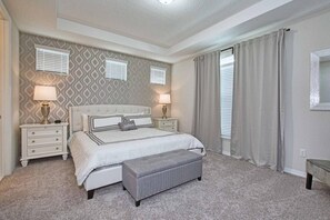 5 dormitorios, tabla de planchar con plancha, wifi y ropa de cama