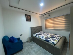 1 室のベッドルーム、WiFi (無料)、ベッドシーツ