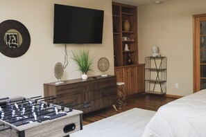 3 chambres, fer et planche à repasser, lit parapluie, Wi-Fi gratuit