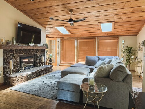 Superhome Riverbottoms Home in Bismarck