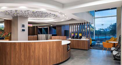 Tru By Hilton Cali Sur