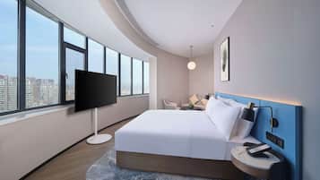 Deluxe Room, 1 King Bed