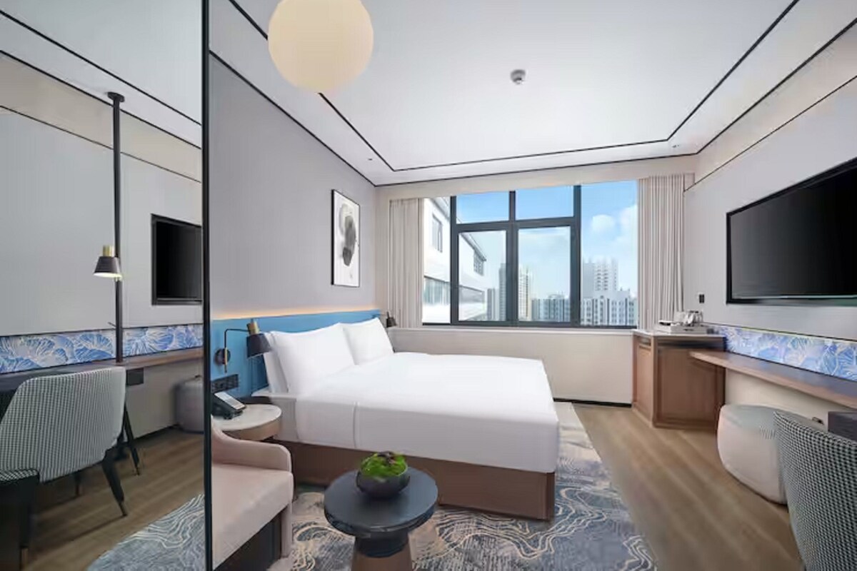 King Guest Room