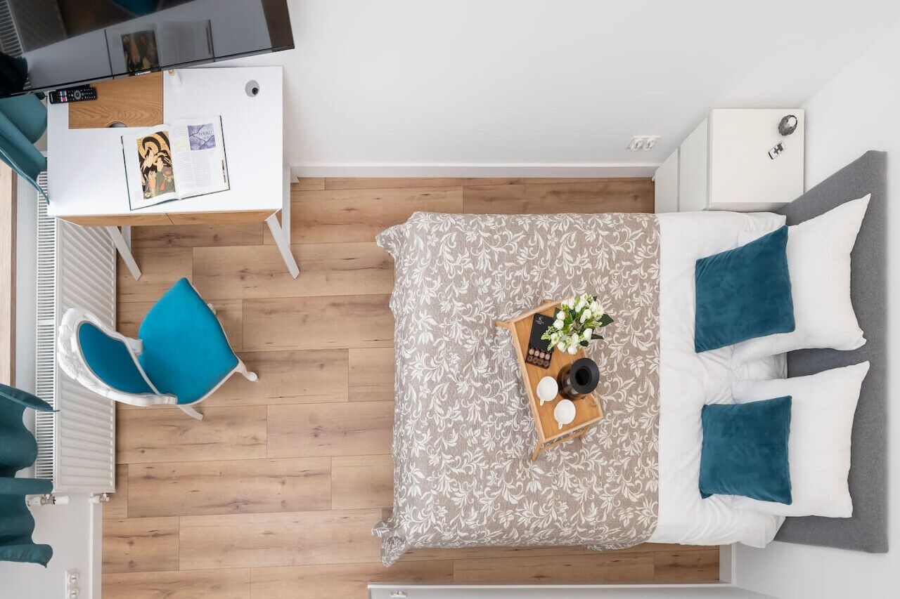 1 soverom, skrivebord, strykejern/-brett og wi-fi (inkludert)