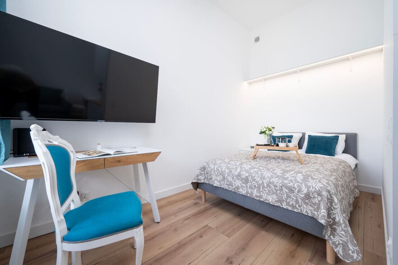 1 bedroom, desk, iron/ironing board, free WiFi