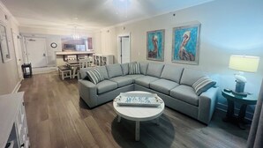 Smart TV, books, video library - Closest 2 Bedroom to Beach Spectacular Gulf, Pier, & 🐬 View at A403 Waterscape (Fort Walton Beach)