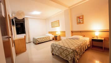 Chambre avec lits jumeaux | Wi-Fi gratuit