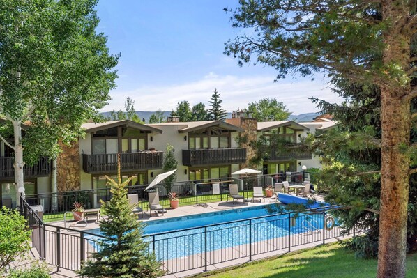 Exterior - Lichenhearth 08 (Snowmass Village)