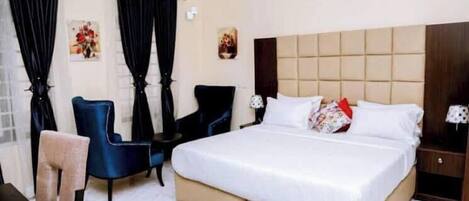 Deluxe Room, Balcony, City View