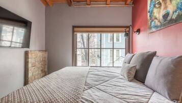 1 bedroom, iron/ironing board, travel crib, free WiFi