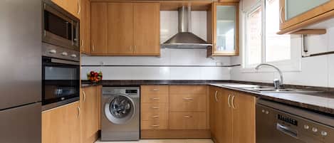 Fridge, microwave, oven, dishwasher