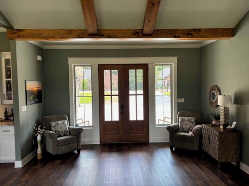 Beautiful New 4-bedroom home on Granada Golf Course in Hot Springs Village.