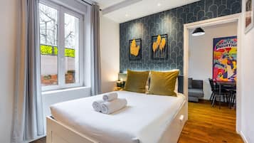 1 habitación, tabla de planchar con plancha, wifi gratis y ropa de cama