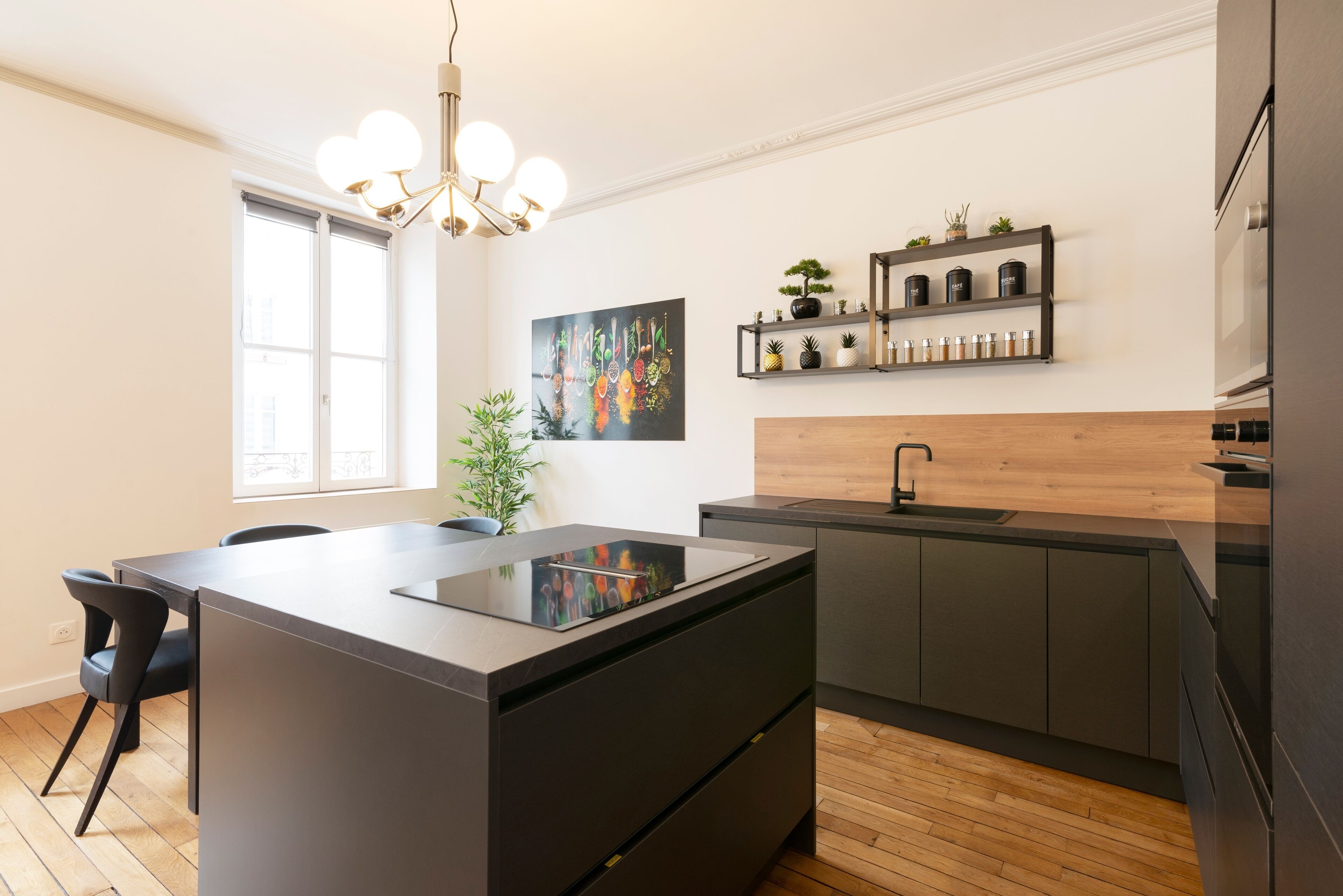 Refrigerador, microondas, horno y lavavajillas 