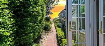 Sunny Beachfront Condo + Parking! Provincetown West End