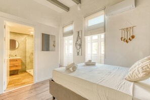 3 chambres, fer et planche Ă repasser, Wi-Fi gratuit, draps fournis
