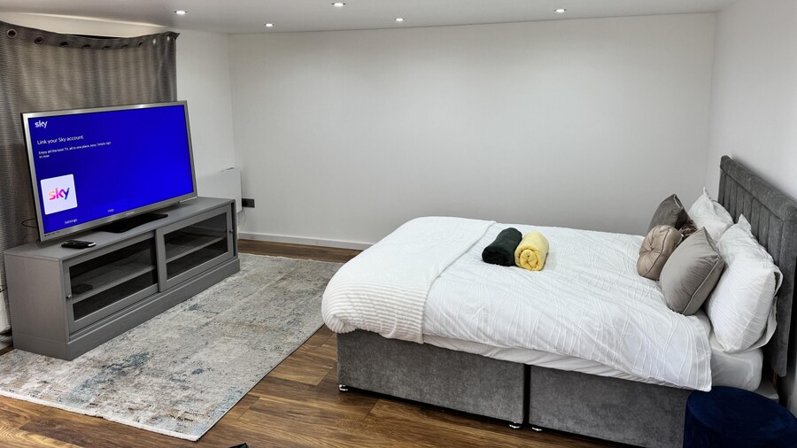 Cozy Studio - Near Stadium - Free Parking