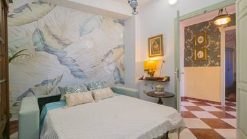 5 slaapkamers, een strijkplank/strijkijzer, gratis wifi, beddengoed