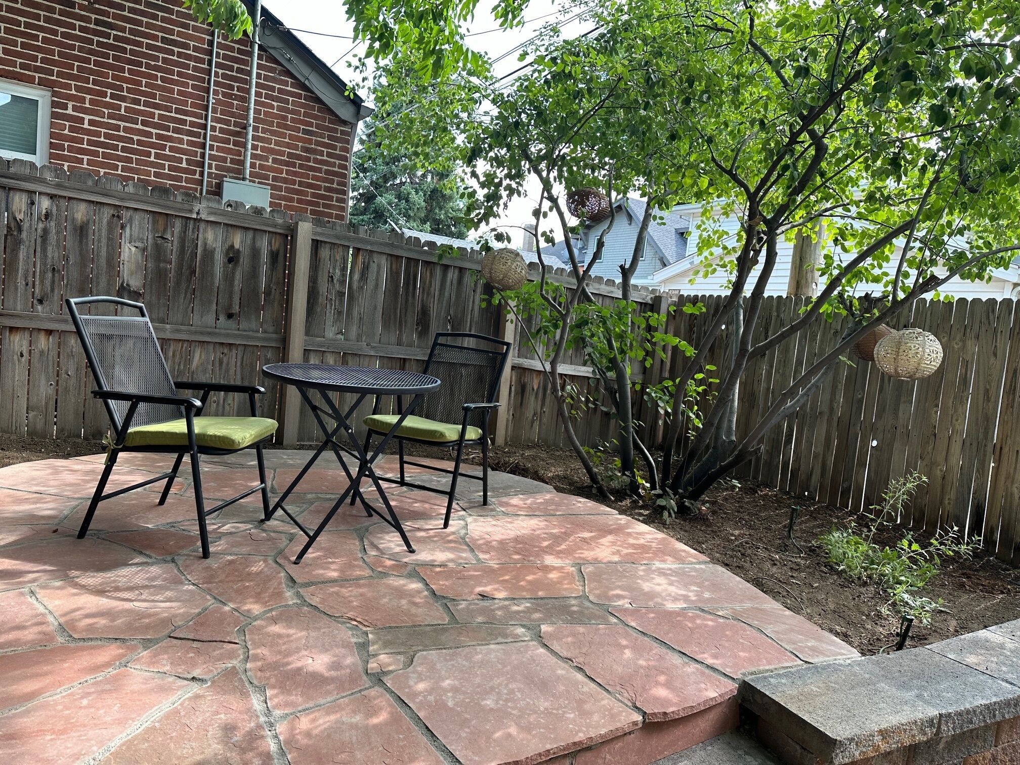 Charming cottage in Denver's Park Hill neighborhood. Fenced yard + pet friendly.