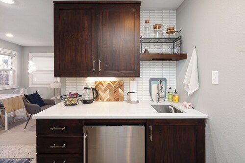 Charming cottage in Denver's Park Hill neighborhood. Fenced yard + pet friendly.