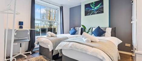 4 Schlafzimmer, Bügeleisen/Bügelbrett, WLAN, Bettwäsche