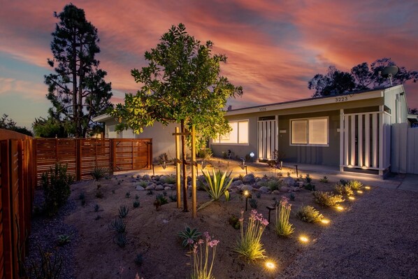 Property grounds - Canyon Oasis- Close to Beaches (San Diego)