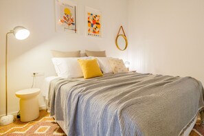 2 bedrooms, iron/ironing board, free WiFi, bed sheets - KAZARNE VINTAGE APARTMENT In Zakynthos (Zakinthos)